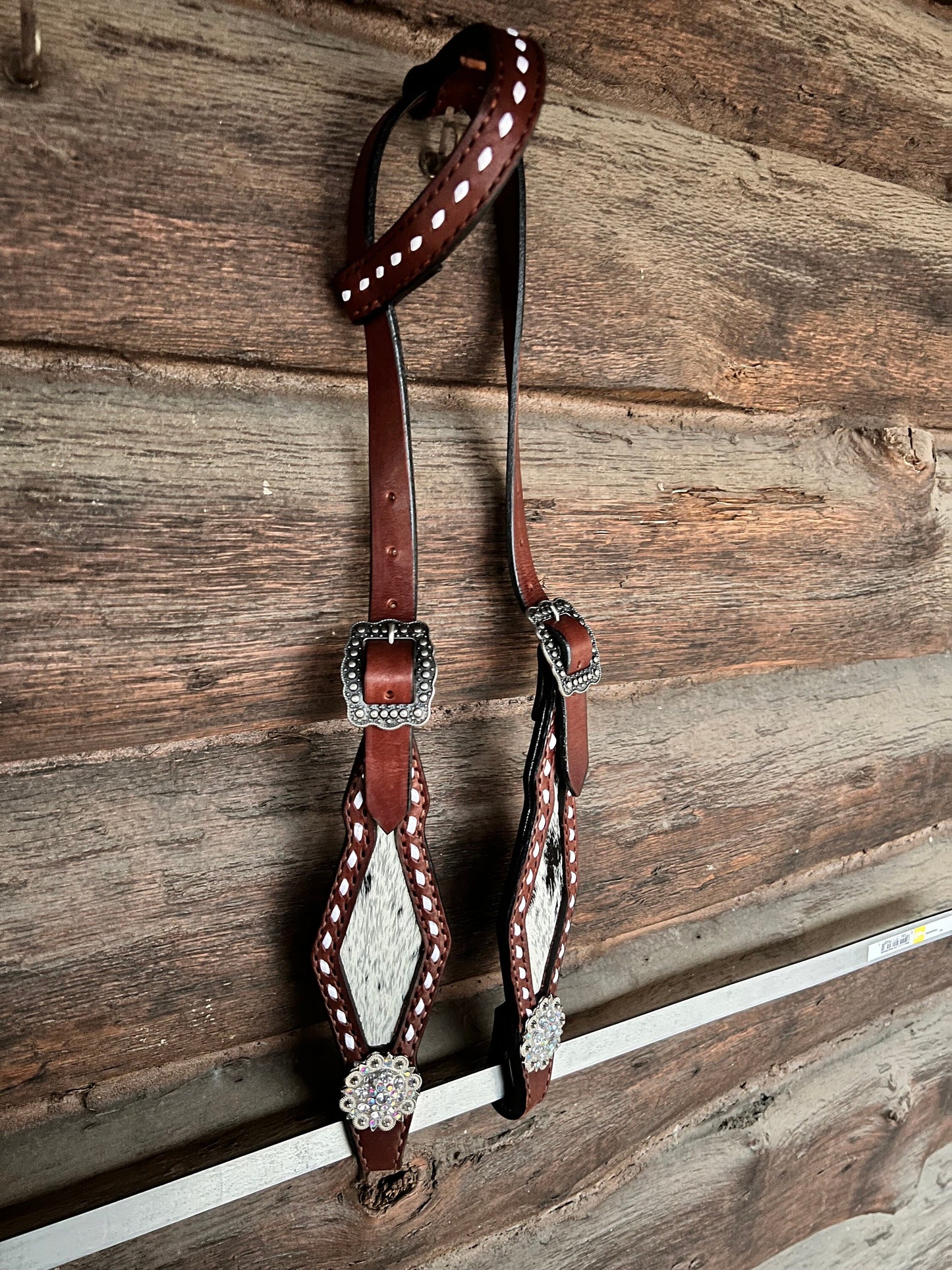 Handcrafted Leather Tack Set with Cowhide Inlay and White Buckstitch